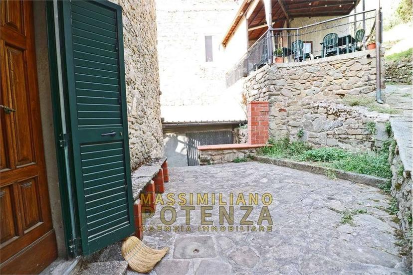 Terratetto unifamiliare via di Gave, 3, Castelli, Pescia Nord, Pescia — foto 6 di 22