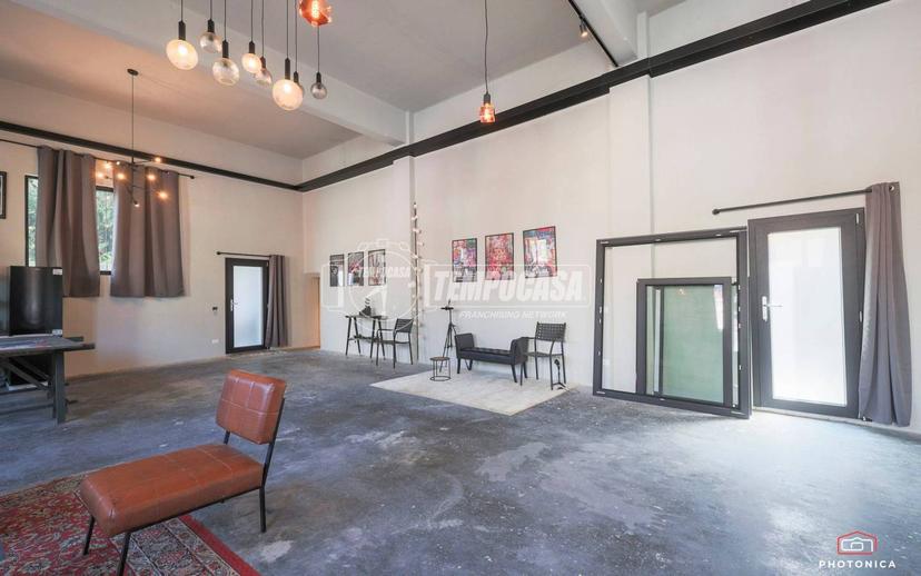 Loft, ottimo stato, piano terra, Foro Boario, Forlì — foto 4 di 24