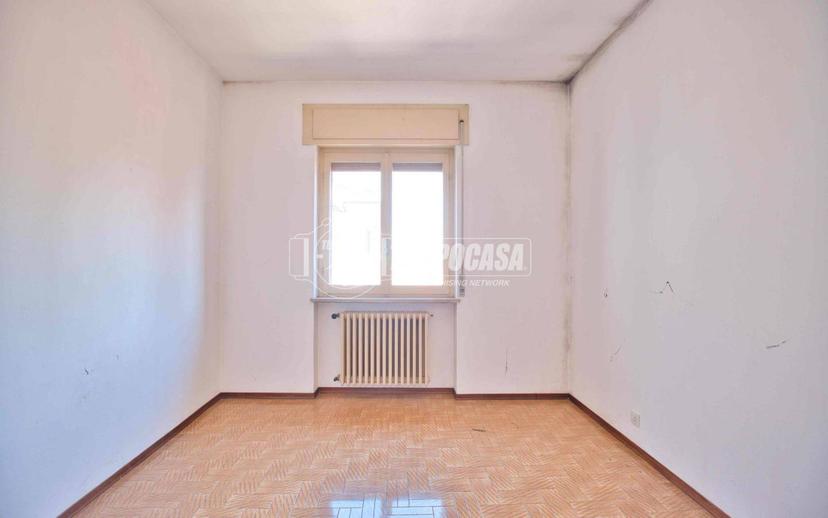 Trilocale buono stato, primo piano, Cameri — foto 28 di 38