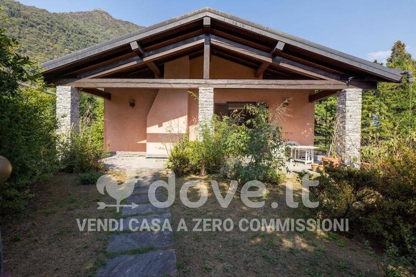 Villa unifamiliare via XXV Aprile 39, Laveno, Laveno-Mombello — foto 34 di 58