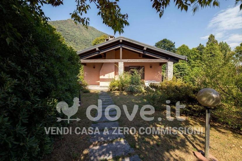 Villa unifamiliare via XXV Aprile 39, Laveno, Laveno-Mombello — foto 52 di 58