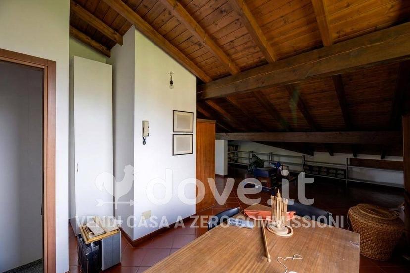 Villa unifamiliare via XXV Aprile 39, Laveno, Laveno-Mombello — foto 39 di 58