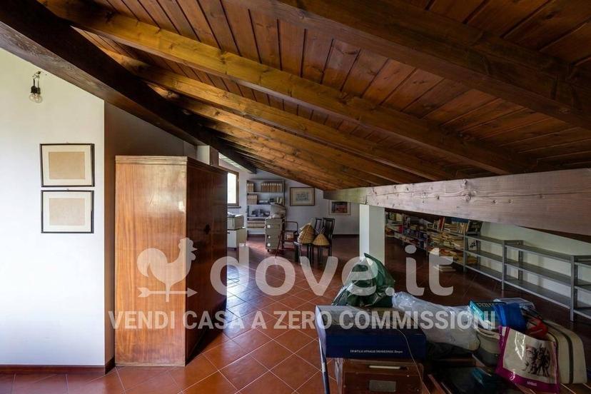 Villa unifamiliare via XXV Aprile 39, Laveno, Laveno-Mombello — foto 43 di 58