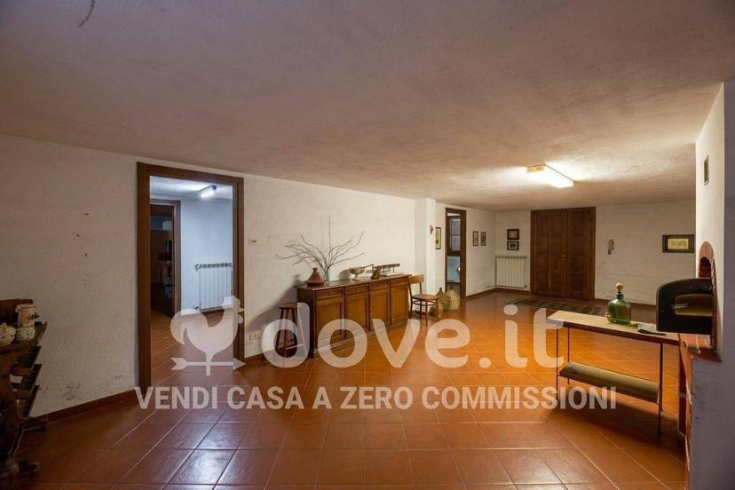 Villa unifamiliare via XXV Aprile 39, Laveno, Laveno-Mombello — foto 26 di 58