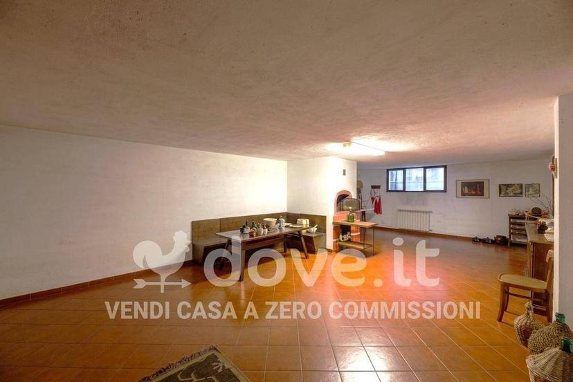 Villa unifamiliare via XXV Aprile 39, Laveno, Laveno-Mombello — foto 47 di 58