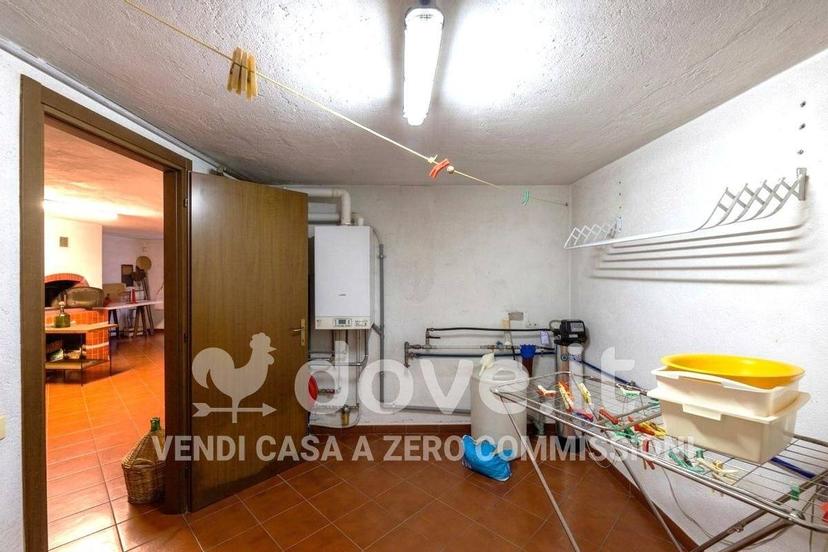 Villa unifamiliare via XXV Aprile 39, Laveno, Laveno-Mombello — foto 42 di 58