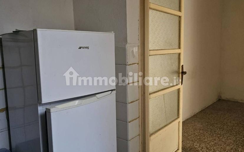 Bilocale via Giuseppe Mazzini 82, Centro, Codogno — foto 4 di 19