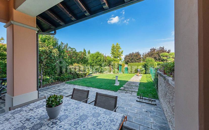 Villa bifamiliare via Como 6, Centro, Sirmione — foto 5 di 27