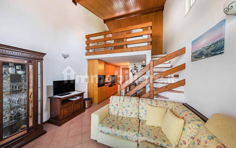 Villa bifamiliare via Como 6, Centro, Sirmione — foto 20 di 27