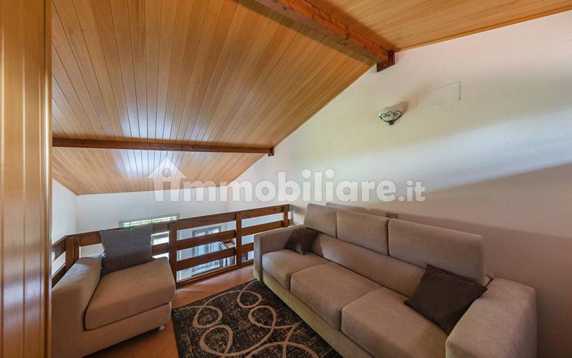 Villa bifamiliare via Como 6, Centro, Sirmione — foto 4 di 27