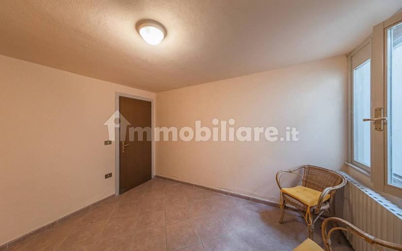 Villa bifamiliare via Como 6, Centro, Sirmione — foto 19 di 27
