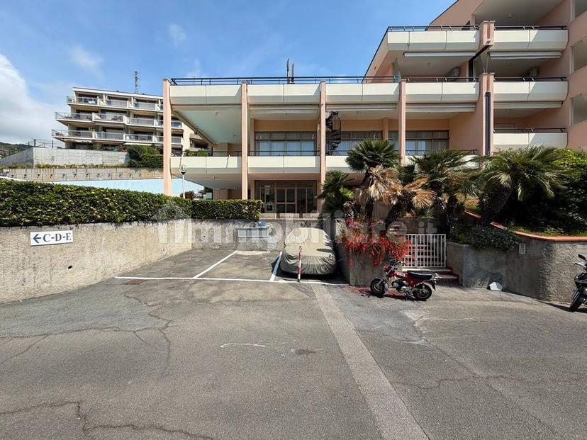 Quadrilocale da ristrutturare, piano terra, San Martino - Villetta, Sanremo