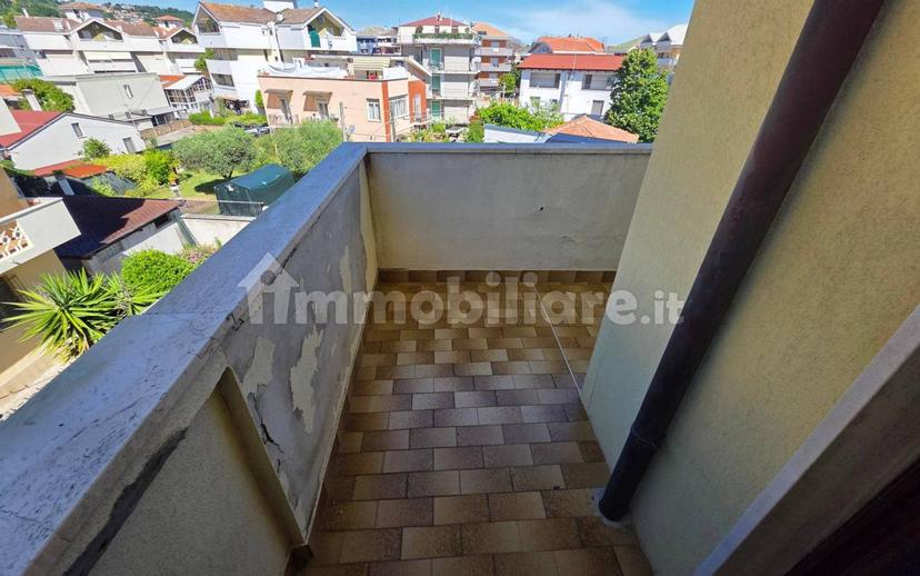 Trilocale viale Monte Corno, Centro, Francavilla al Mare — foto 9 di 12