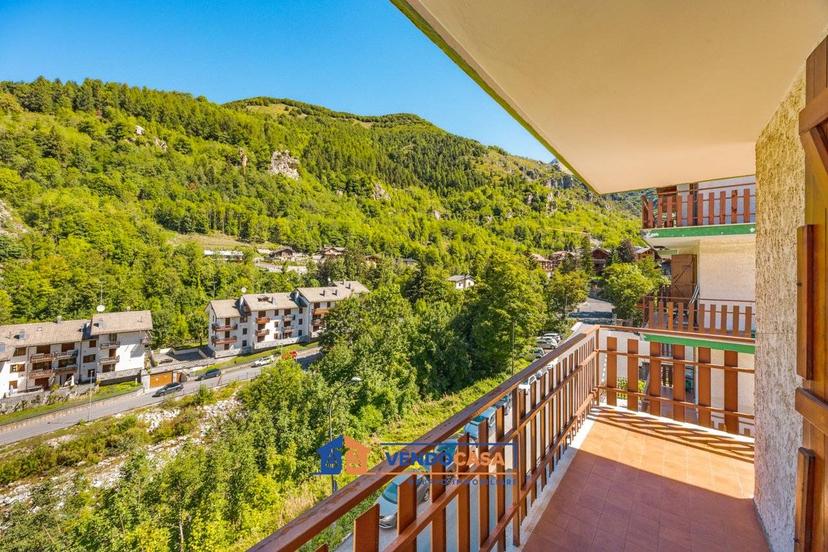 Bilocale via Monte Cros 22, Centro, Limone Piemonte — foto 4 di 22