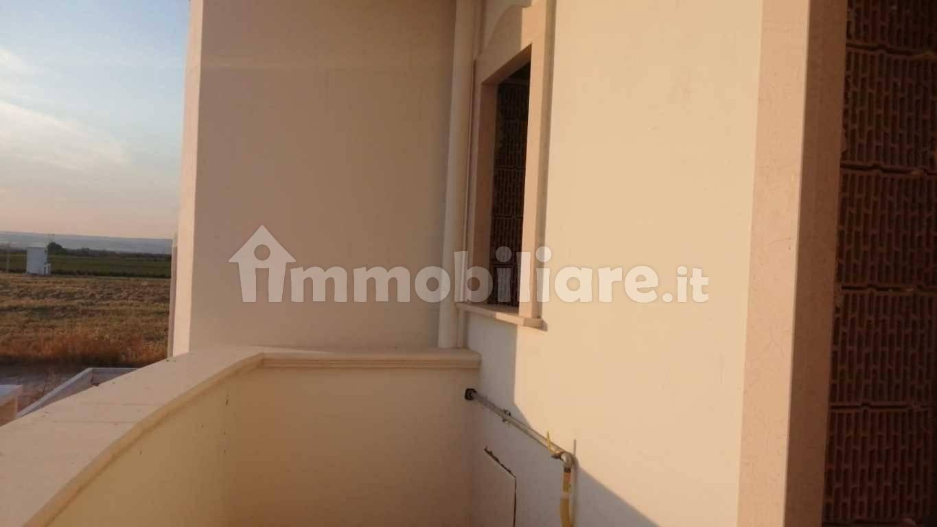 Terratetto plurifamiliare 250 m², nuova, Carosino