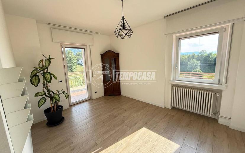 Appartamento via Pescarone 105, Visome, Belluno — foto 2 di 21