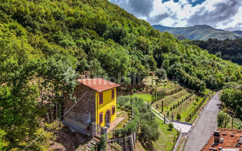 Villa unifamiliare Strada Statale del Valico del Cerreto, Fivizzano — foto 27 di 33
