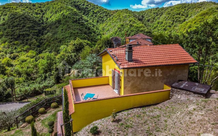 Villa unifamiliare Strada Statale del Valico del Cerreto, Fivizzano — foto 23 di 33