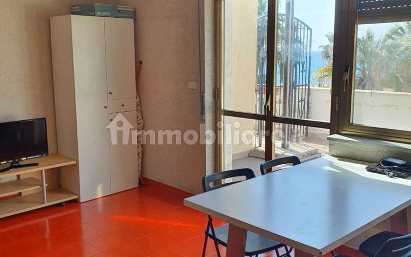 Bilocale via Enrico Fermi 20, Roccella Ionica — foto 3 di 14
