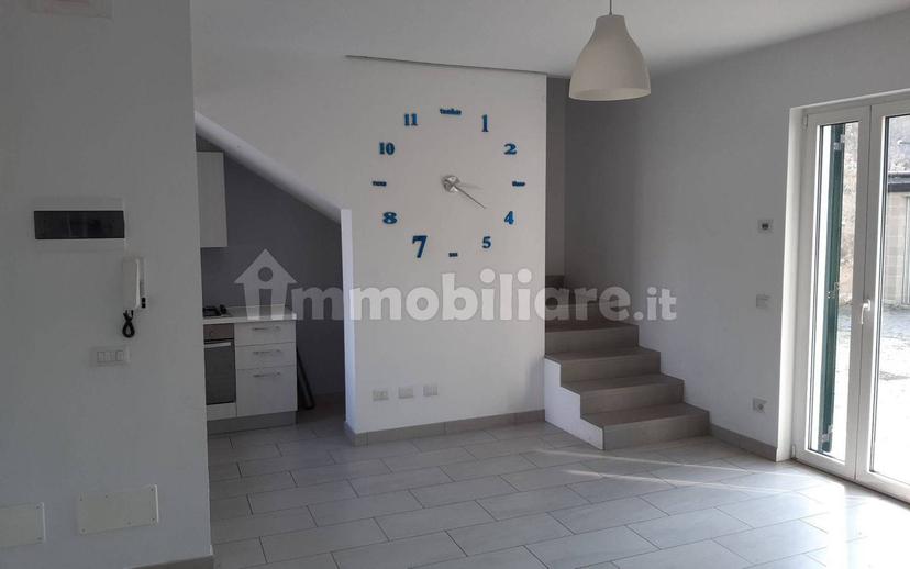 Terratetto unifamiliare via Giovanni Baj 11, Centro, Cantello — foto 2 di 20