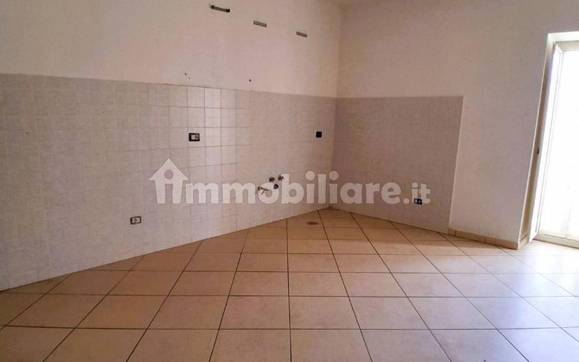 Trilocale via Nazionale Appia 24, San Nicola la Strada — foto 3 di 16