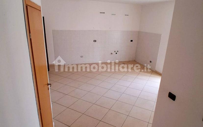 Trilocale via Nazionale Appia 24, San Nicola la Strada — foto 2 di 16