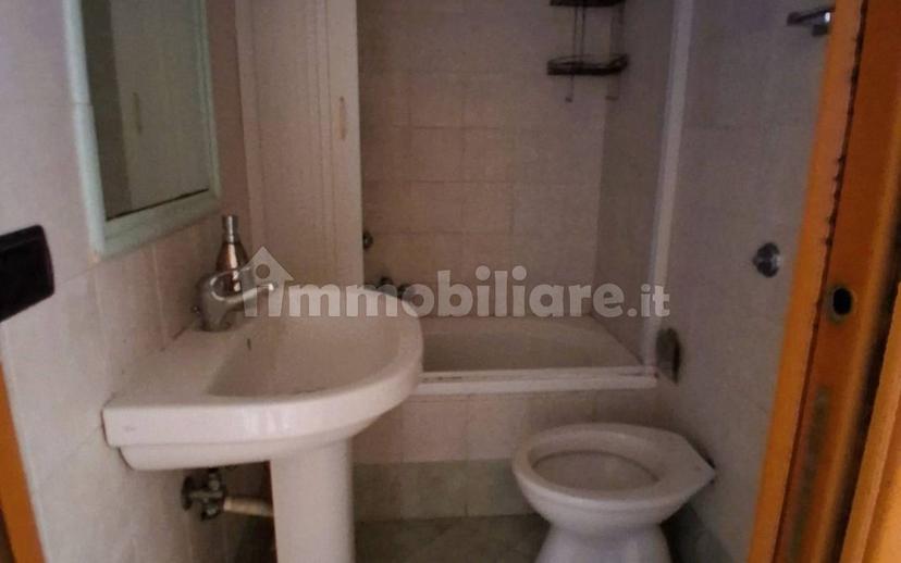 Trilocale via Nazionale Appia 24, San Nicola la Strada — foto 13 di 16