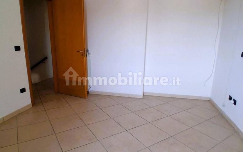 Trilocale via Nazionale Appia 24, San Nicola la Strada — foto 11 di 16