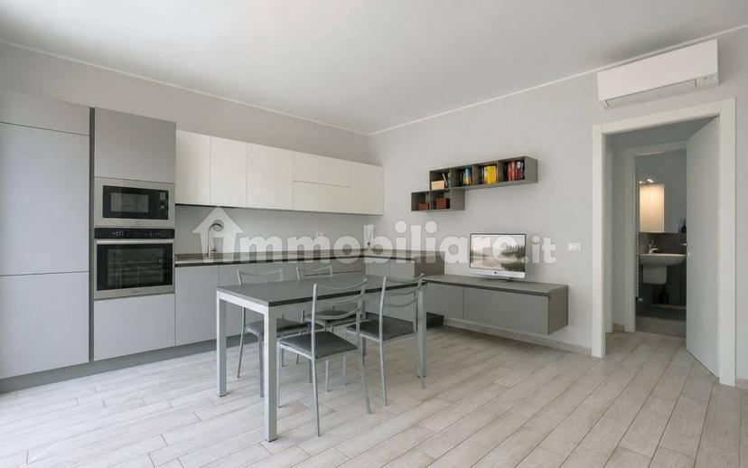 Bilocale via San Giorgio 1, Vimercate Sud, Vimercate