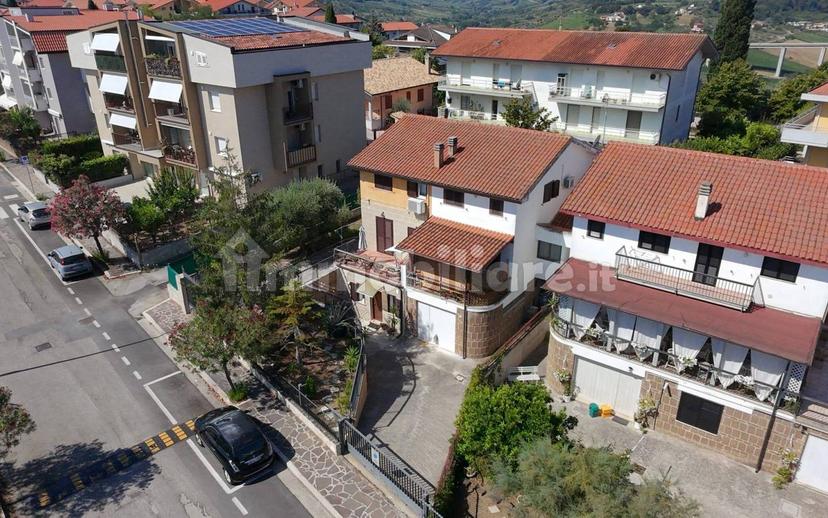 Villa bifamiliare via Raffaello Sanzio, San Vito Chietino — foto 31 di 35