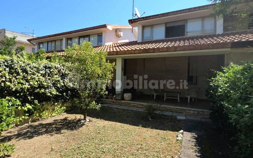 Villa bifamiliare via Raffaello Sanzio, San Vito Chietino — foto 11 di 35