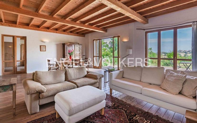 Casale via Bricco Massassi, Isola d'Asti — foto 4 di 10