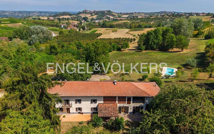Casale via Bricco Massassi, Isola d'Asti — foto 5 di 10