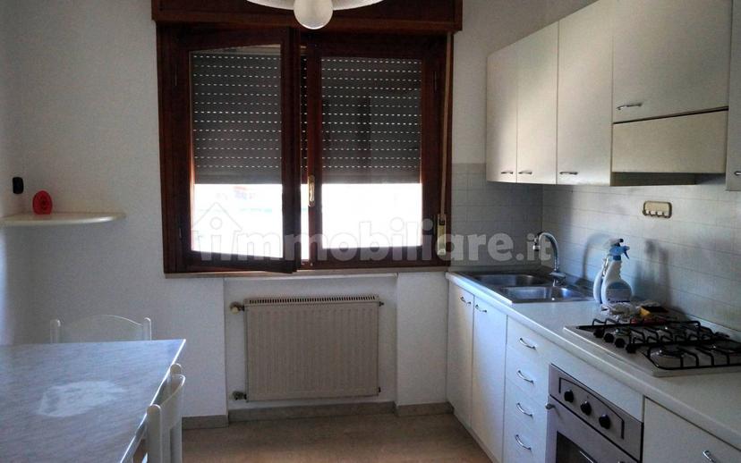 Appartamento corso Lino Zanussi 42, Centro, Porcia — foto 5 di 31