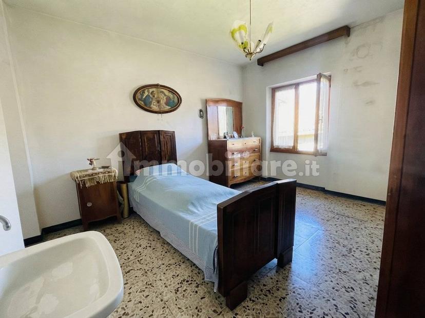 Casa colonica frazione Montecapraro, Montecapraro, Fabbrica Curone — foto 2 di 13