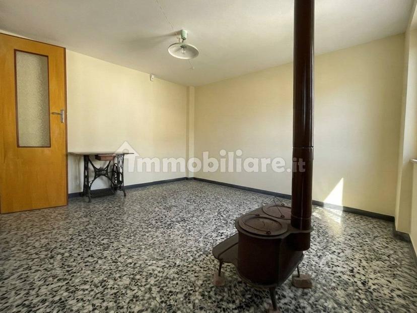 Casa colonica frazione Montecapraro, Montecapraro, Fabbrica Curone — foto 4 di 13