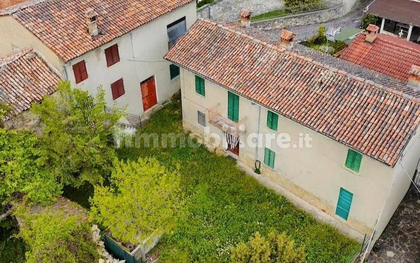 Casa colonica frazione Montecapraro, Montecapraro, Fabbrica Curone — foto 10 di 13