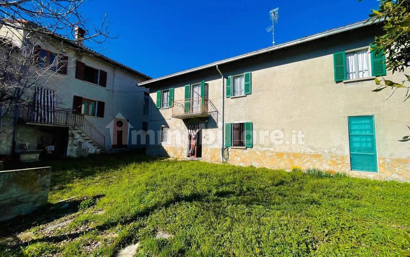 Casa colonica frazione Montecapraro, Montecapraro, Fabbrica Curone — foto 9 di 13