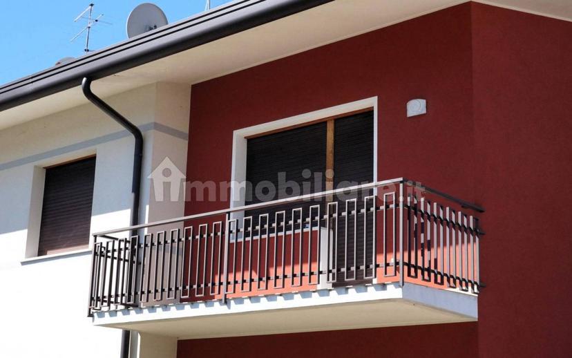 Appartamento corso Lino Zanussi 42, Centro, Porcia — foto 2 di 31