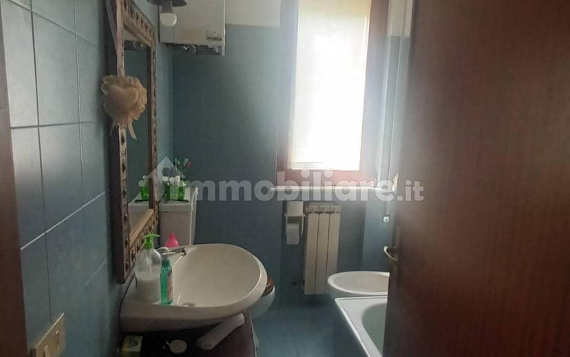 Trilocale via Alessandro Manzoni 10, Centro, Chianciano Terme — foto 12 di 25