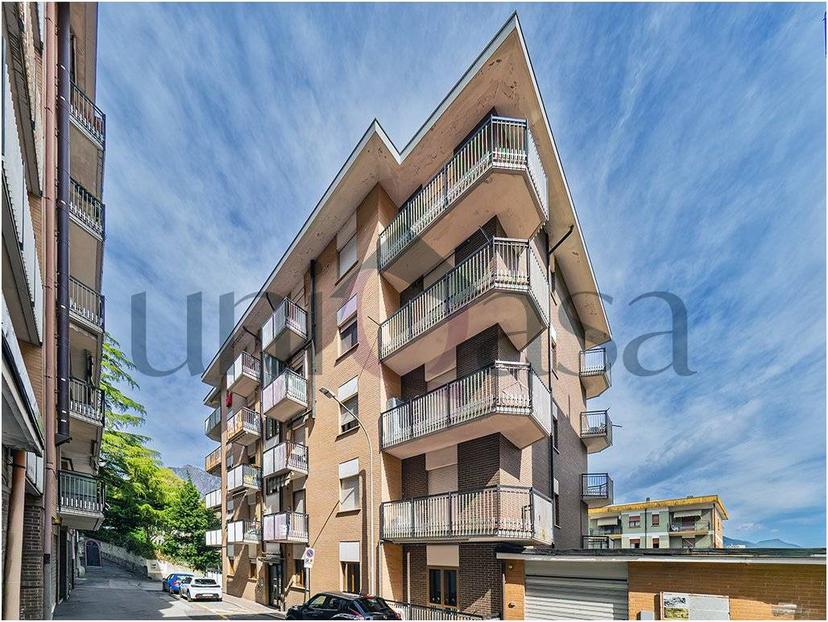 Trilocale via San Carlo 7, Malgrate — foto 45 di 60