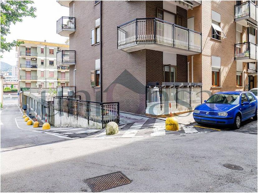 Trilocale via San Carlo 7, Malgrate