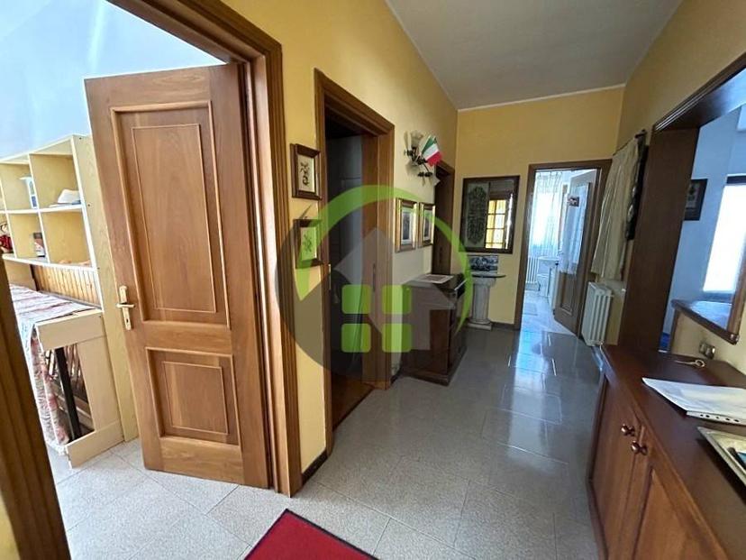 Trilocale buono stato, primo piano, Centro, Aviatico — foto 17 di 23