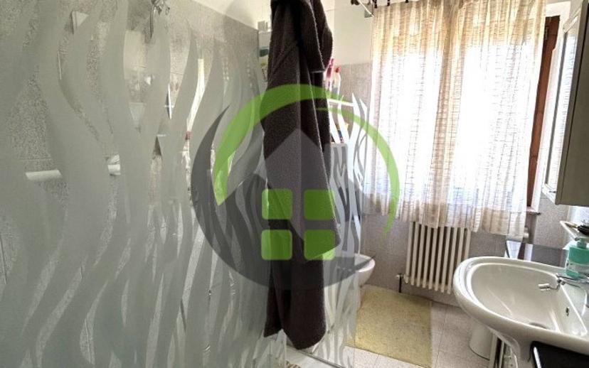 Trilocale buono stato, primo piano, Centro, Aviatico — foto 22 di 23