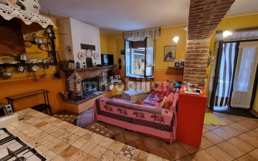 Terratetto unifamiliare via Mulino, Centro, Solarolo Rainerio — foto 2 di 41