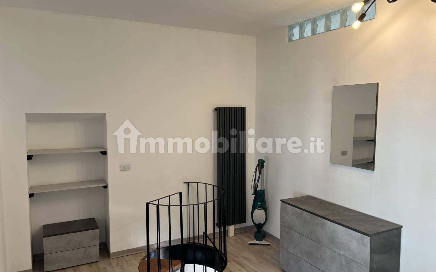 Terratetto unifamiliare via Umberto I 125, Centro, Viverone