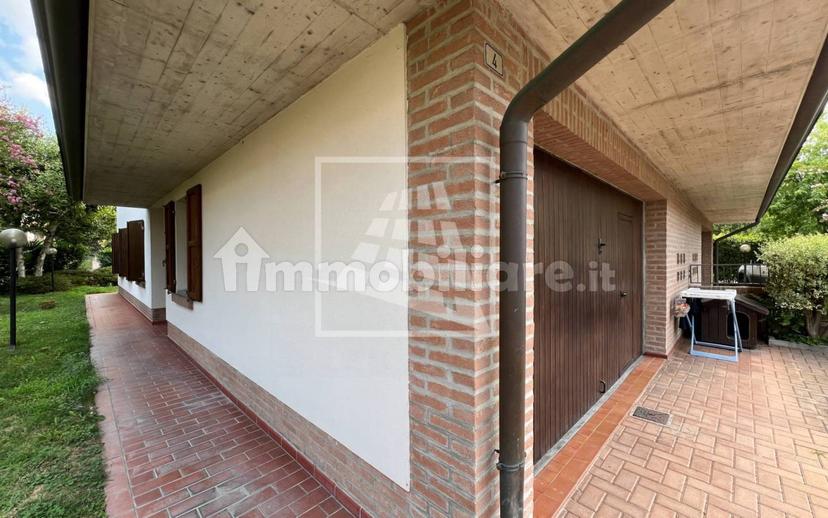 Villa unifamiliare via Walter Tobagi 4, Ospizio - San Maurizio, Reggio Emilia — foto 26 di 72