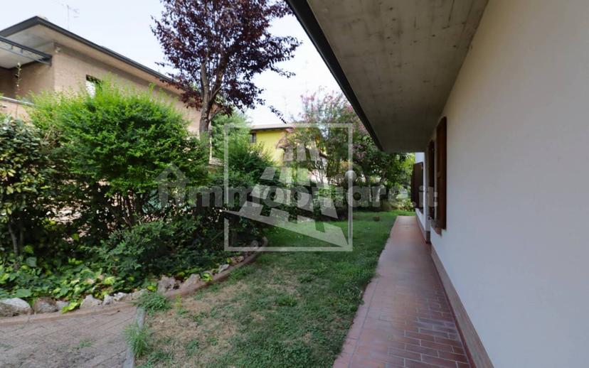 Villa unifamiliare via Walter Tobagi 4, Ospizio - San Maurizio, Reggio Emilia — foto 22 di 72