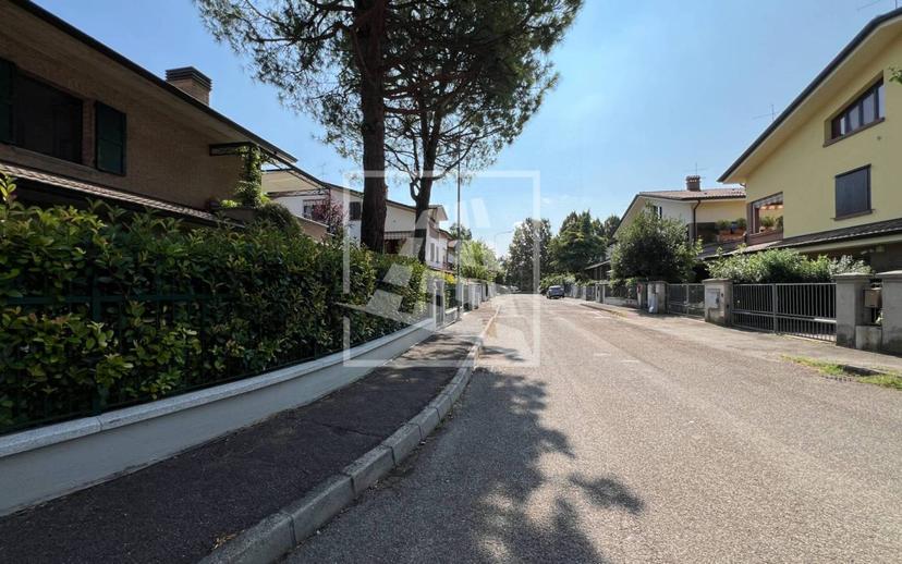 Villa unifamiliare via Walter Tobagi 4, Ospizio - San Maurizio, Reggio Emilia — foto 12 di 72