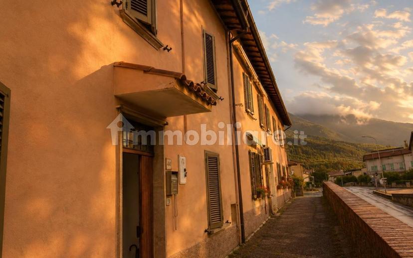 Villa a schiera via Flaminia Sud 40, Zona Industriale Sud, Gualdo Tadino — foto 37 di 52